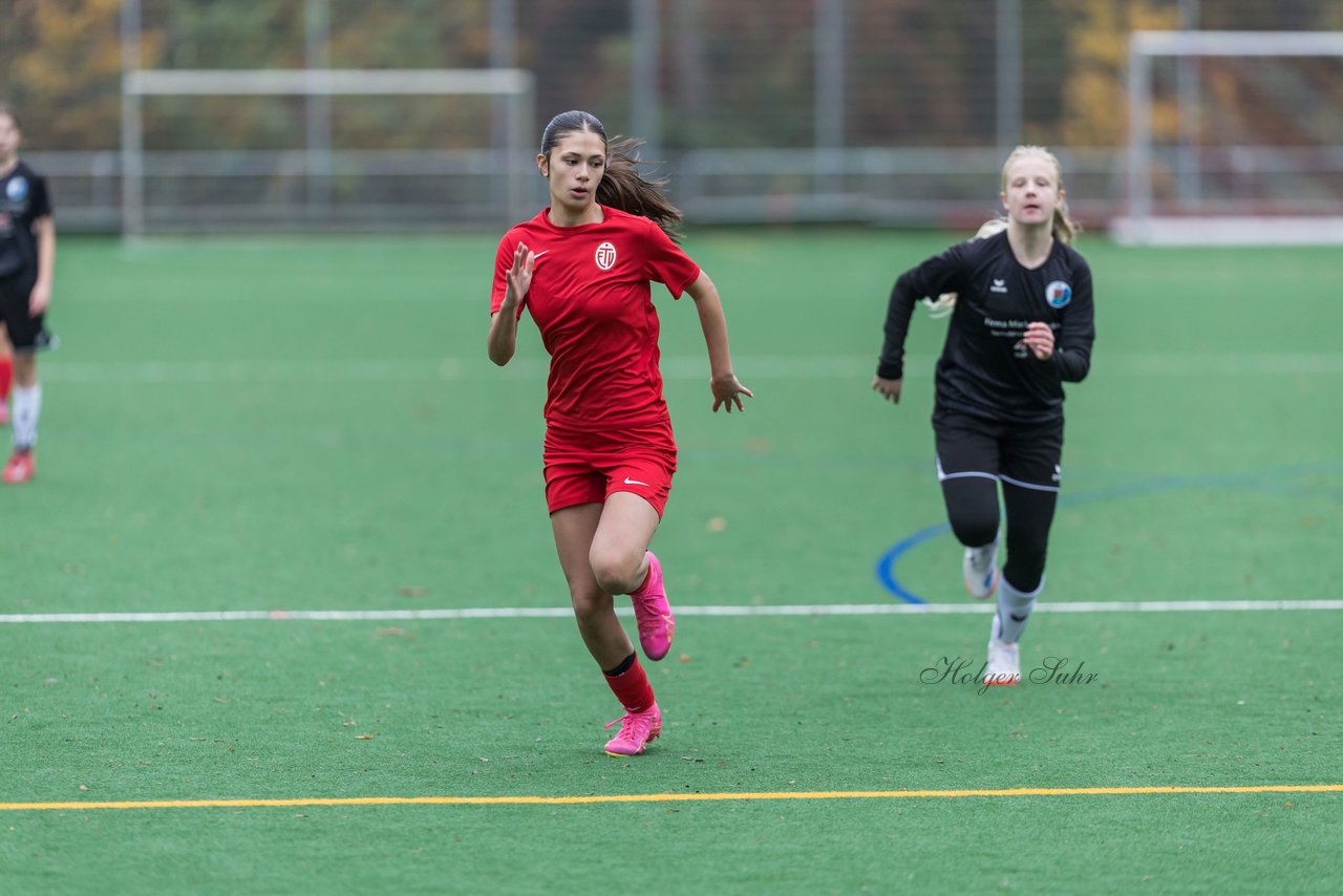 Bild 345 - wCJ VfL Pinneberg - Eimsbuettler TV : Ergebnis: 0:3